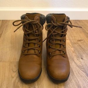 Cougar Derry Leather Mid-Boot